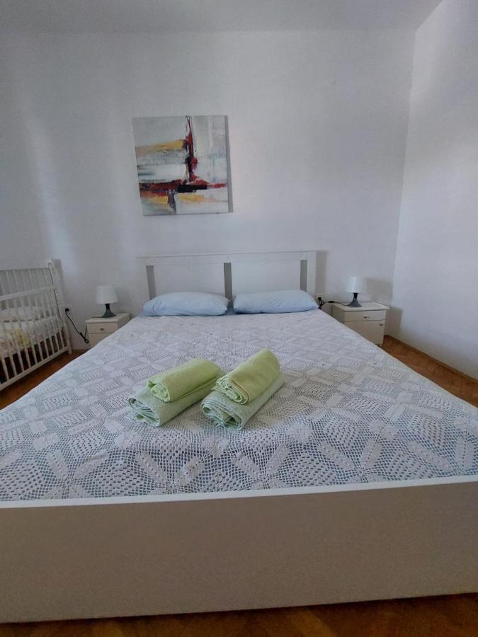 Apartments Mornar Poljica  Habitación foto
